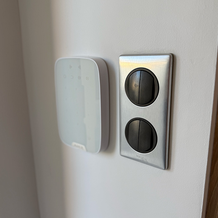 Installation d'un clavier Ajax à Nans-les-Pins